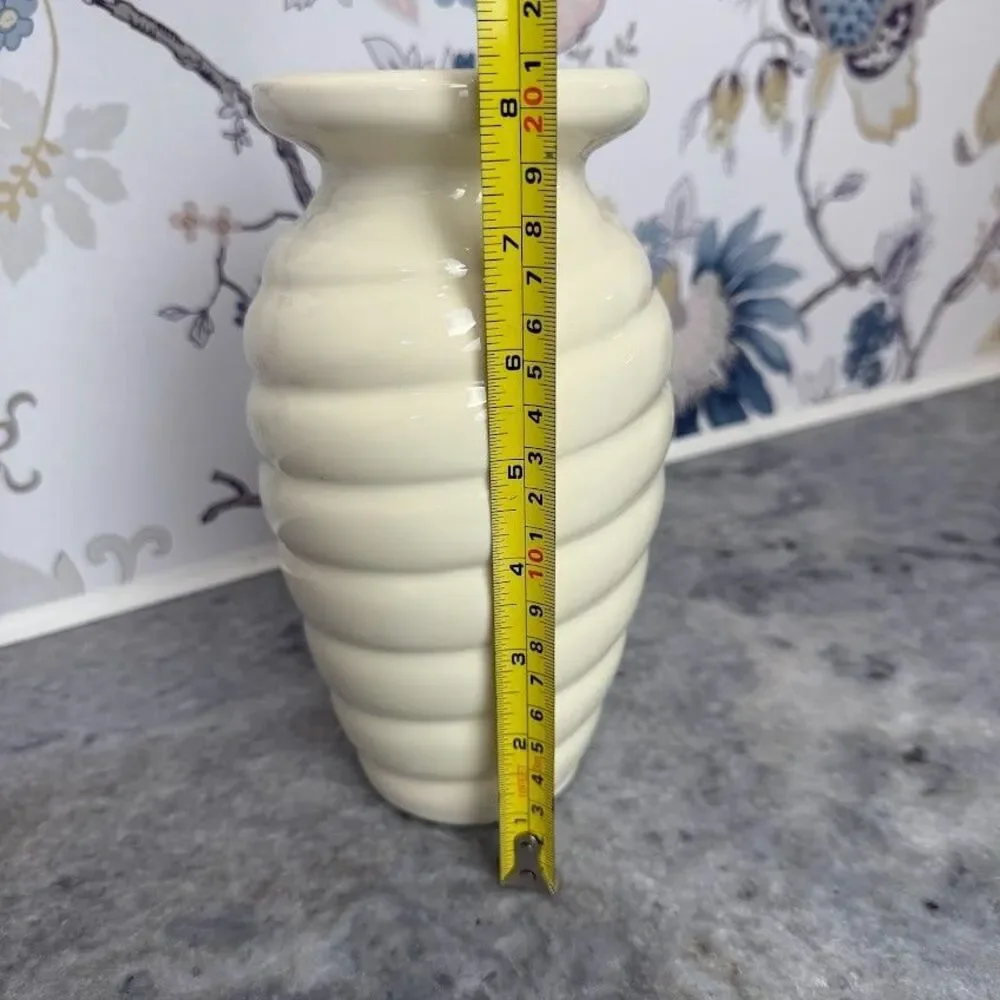 Vintage Haeger Pottery 8 Inch Ivory Beehive Swirl Vase, #610-36